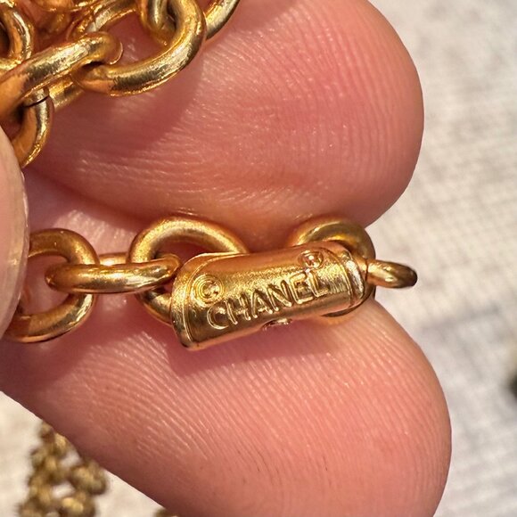 Chanel Vintage Gold Plated Bag Charm Triple Chains Necklace Belt - Picture 15 of 16